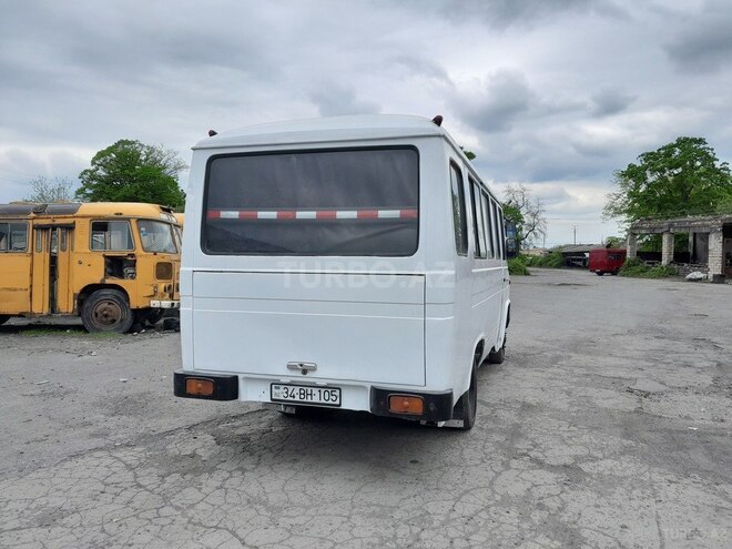 Mercedes 609 D 1990, 500,000 km - 3.0 l - Qax