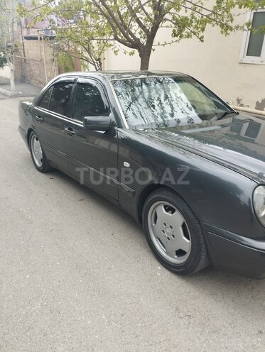 Mercedes E 200 1998, 666,137 km - 2.0 l - Şamaxı