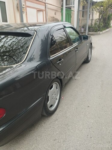 Mercedes E 200 1998, 666,137 km - 2.0 l - Şamaxı