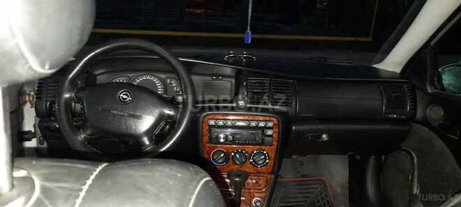 Opel Vectra 1996, 491,230 km - 2.0 l - Sumqayıt