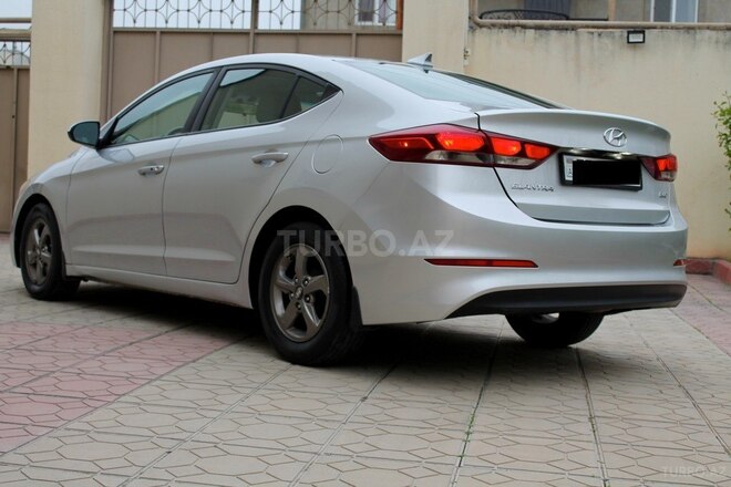 Hyundai Elantra 2016, 82,000 km - 1.4 l - Bakı