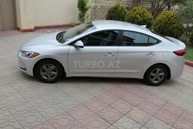 Hyundai Elantra 2016, 82,000 km - 1.4 l - Bakı