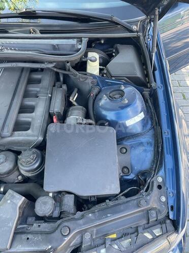 BMW 320 2002, 235,000 km - 2.2 л - Şəki