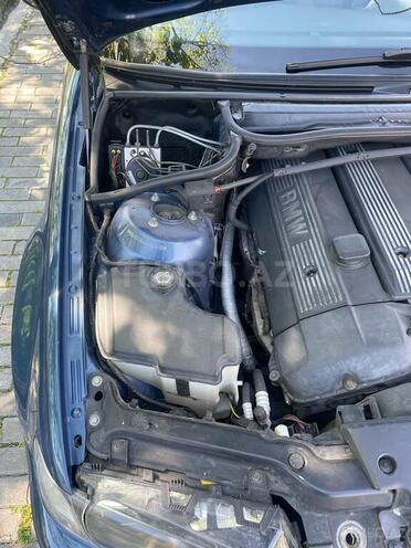 BMW 320 2002, 235,000 km - 2.2 л - Şəki