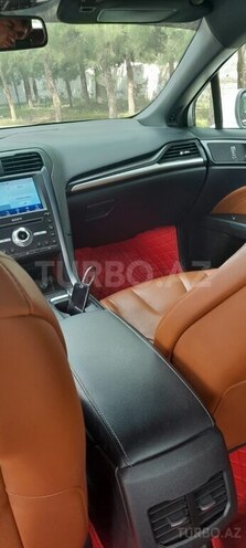 Ford Fusion 2019, 65,000 km - 2.0 l - Bakı