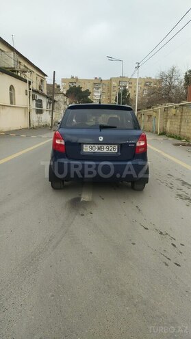 Skoda Fabia 2011, 270,000 km - 1.6 l - Bakı