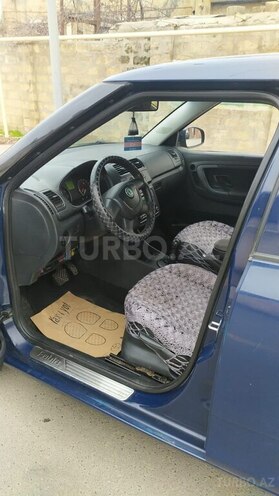 Skoda Fabia 2011, 270,000 km - 1.6 l - Bakı