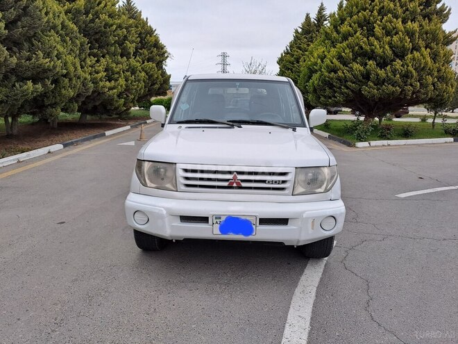 Mitsubishi Pajero io 2000, 309,000 km - 1.8 l - Bakı