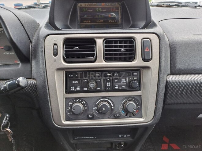Mitsubishi Pajero io 2000, 309,000 km - 1.8 l - Bakı
