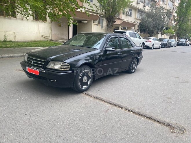 Mercedes C 220 1994, 280,000 km - 2.2 л - Bakı