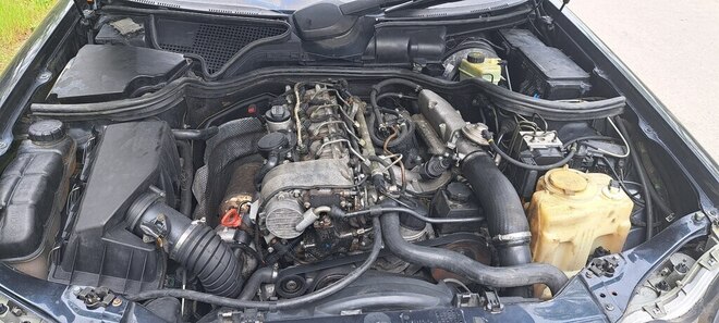 Mercedes E 220 1998, 470,000 km - 2.2 l - Bakı