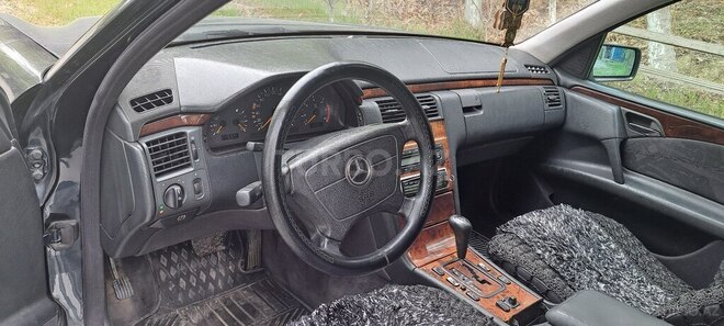 Mercedes E 220 1998, 470,000 km - 2.2 l - Bakı