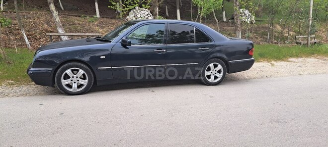 Mercedes E 220 1998, 470,000 km - 2.2 l - Bakı