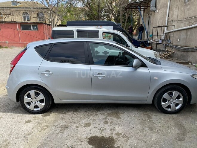 Hyundai i30 2009, 154,000 km - 1.4 л - Bakı