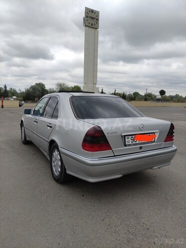 Mercedes C 180 1998, 240,000 km - 1.8 l - Beyləqan