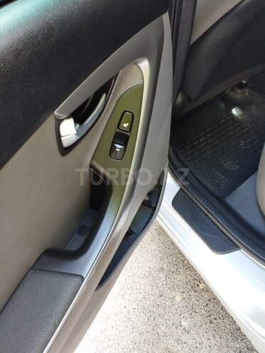 Hyundai Elantra 2014, 197,949 km - 1.8 l - Bakı
