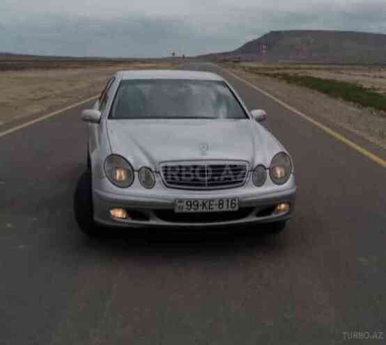Mercedes E 220 2002, 270,000 km - 2.2 л - Bakı