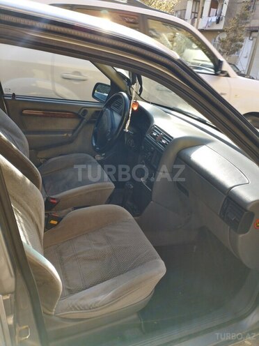 Opel Vectra 1995, 264,284 km - 2.0 л - Bakı