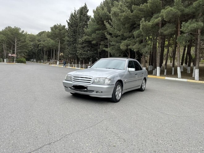 Mercedes C 220 1999, 475,000 km - 2.2 l - Bakı