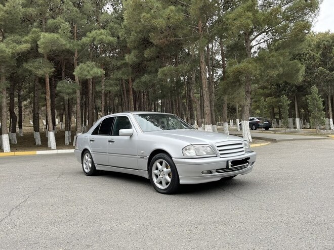 Mercedes C 220 1999, 475,000 km - 2.2 l - Bakı