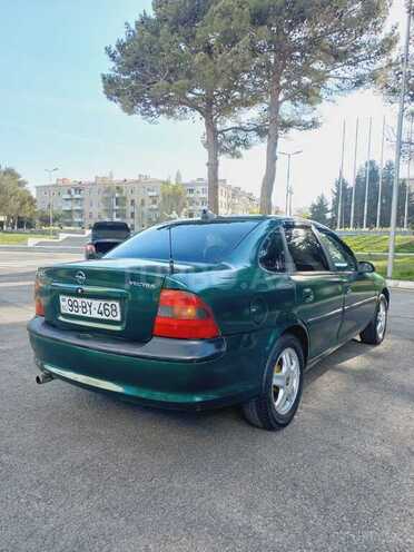Opel Vectra 1996, 285,000 km - 2.0 l - Sumqayıt