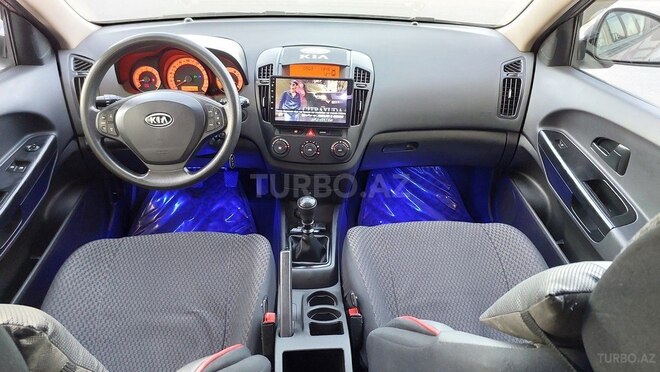 Kia Ceed 2007, 270,000 km - 1.4 л - Bakı