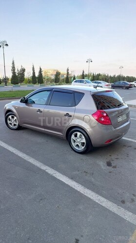 Kia Ceed 2007, 270,000 km - 1.4 л - Bakı