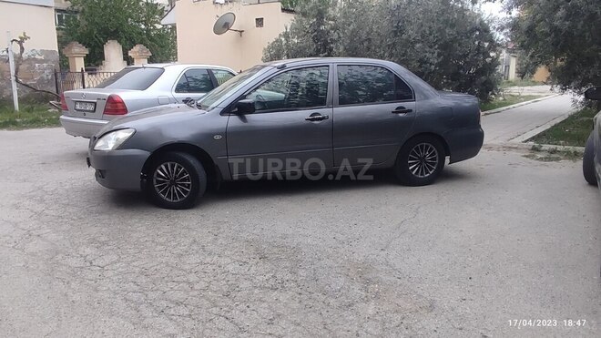 Mitsubishi Lancer 2005, 540,000 km - 1.3 l - Bakı