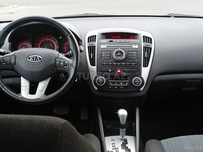 Kia Ceed 2011, 211,000 km - 1.6 l - Bakı