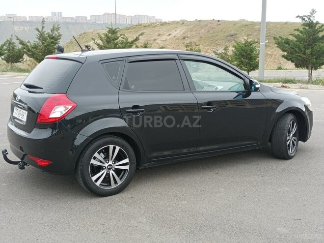 Kia Ceed 2011, 211,000 km - 1.6 l - Bakı