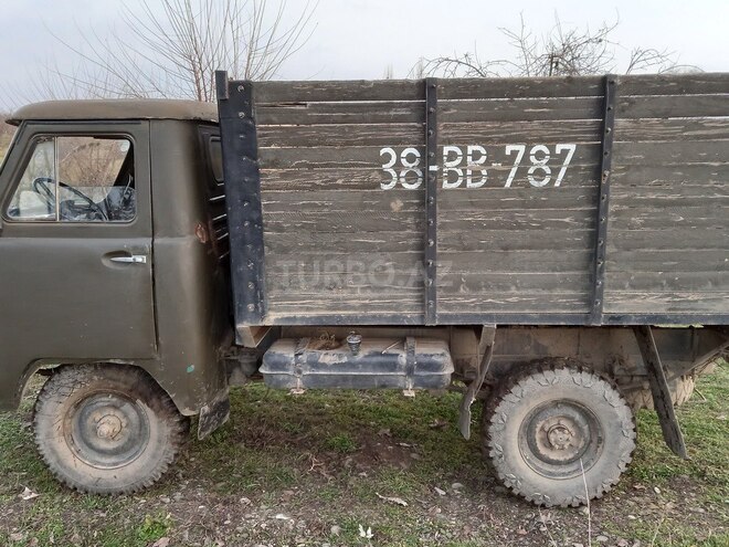 UAZ 3303 1991, 328,641 km - 2.5 l - Qusar