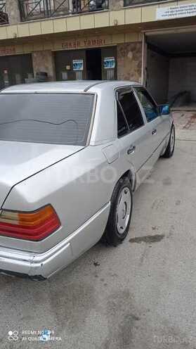Mercedes E 230 1992, 325,000 km - 2.3 l - Bakı