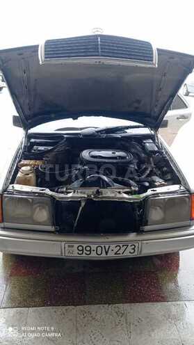 Mercedes E 230 1992, 325,000 km - 2.3 l - Bakı