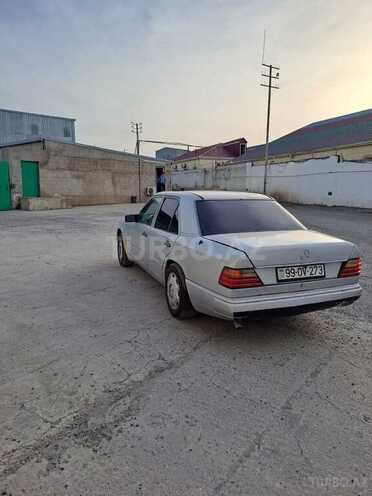Mercedes E 230 1992, 325,000 km - 2.3 l - Bakı