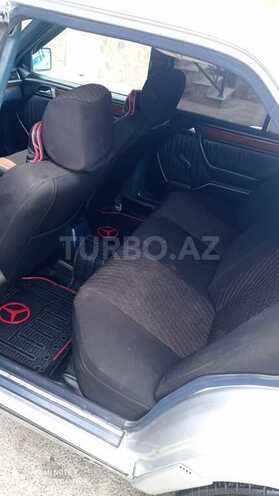 Mercedes E 230 1992, 325,000 km - 2.3 l - Bakı