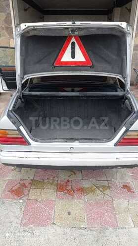 Mercedes E 230 1992, 325,000 km - 2.3 l - Bakı