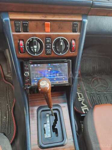 Mercedes E 230 1992, 325,000 km - 2.3 l - Bakı