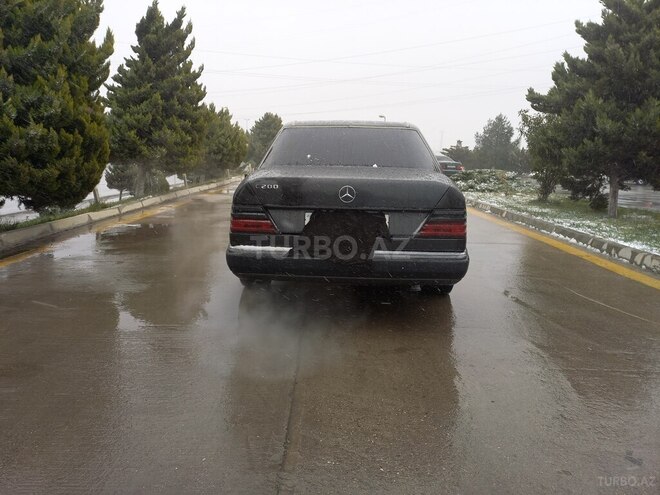 Mercedes E 200 1991, 543,210 km - 2.0 л - Bakı