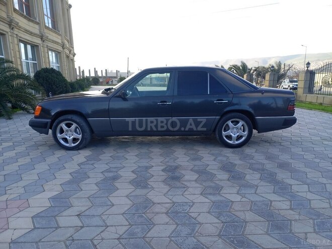 Mercedes E 200 1991, 543,210 km - 2.0 л - Bakı