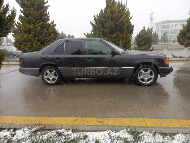 Mercedes E 200 1991, 543,210 km - 2.0 л - Bakı