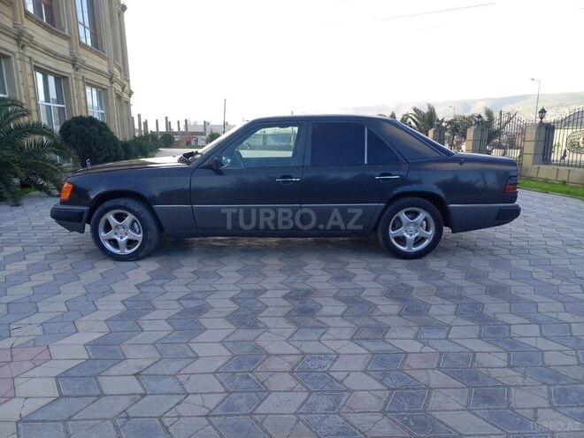 Mercedes E 200 1991, 543,210 km - 2.0 л - Bakı