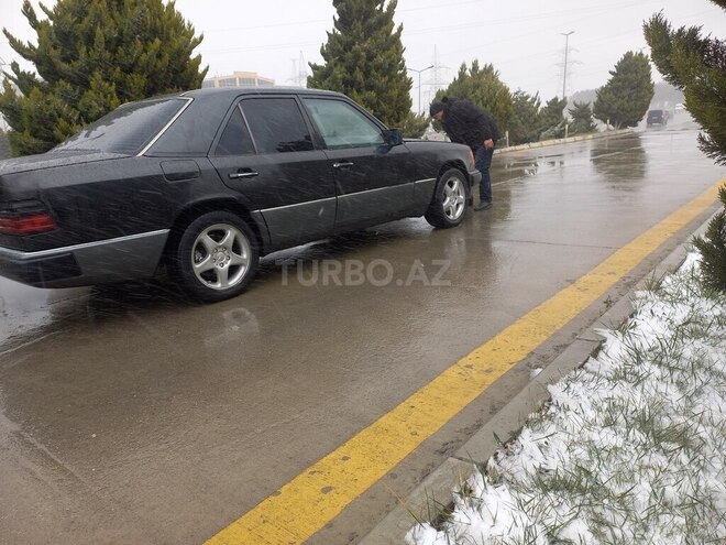 Mercedes E 200 1991, 543,210 km - 2.0 л - Bakı