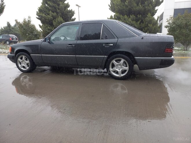 Mercedes E 200 1991, 543,210 km - 2.0 л - Bakı