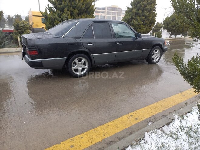 Mercedes E 200 1991, 543,210 km - 2.0 л - Bakı