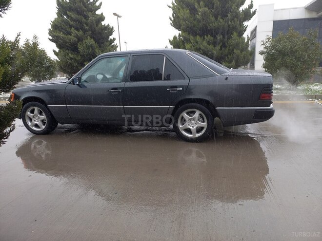 Mercedes E 200 1991, 543,210 km - 2.0 л - Bakı