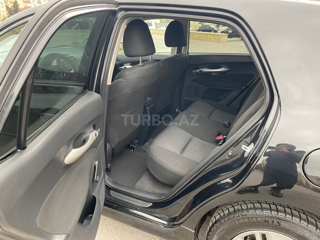 Toyota Auris 2010, 180,000 km - 1.4 л - Bakı