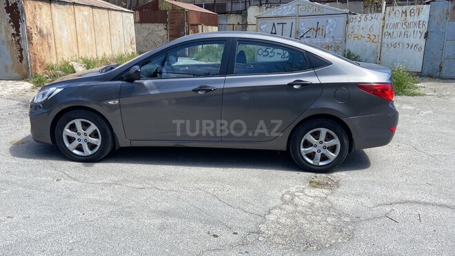 Hyundai Accent 2013, 213,789 km - 1.4 l - Bakı