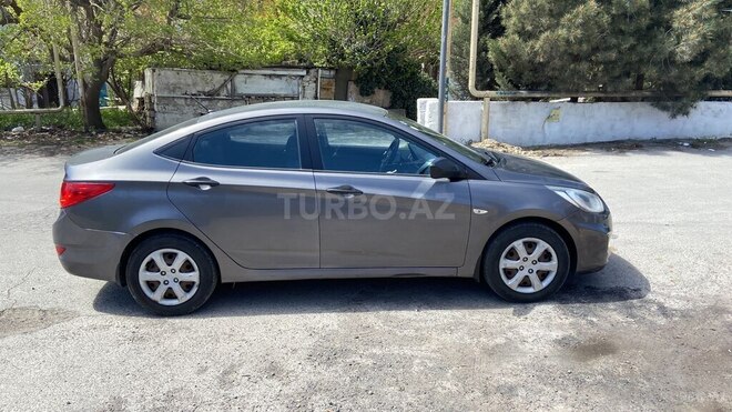 Hyundai Accent 2013, 213,789 km - 1.4 l - Bakı