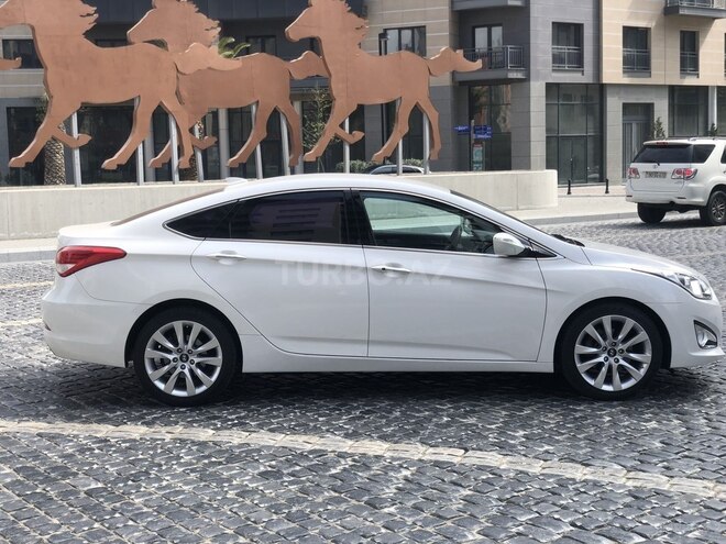 Hyundai i40 2013, 120,000 km - 2.0 л - Bakı