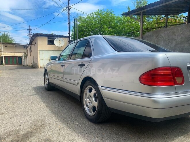 Mercedes E 240 1998, 456,000 km - 2.4 l - Bakı